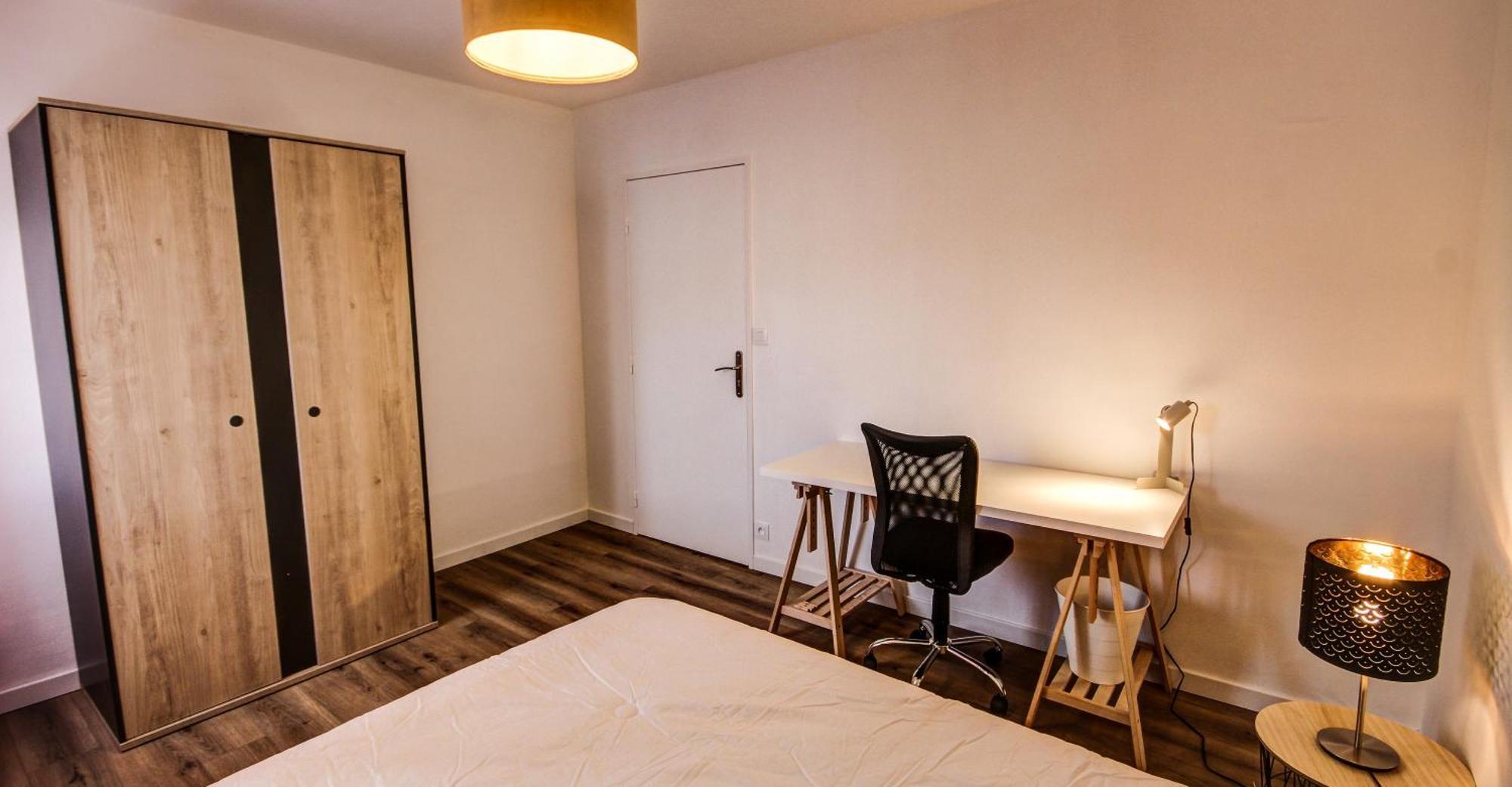 Suite T5 Rennes Gare - Parking Prive Gratuit Екстер'єр фото